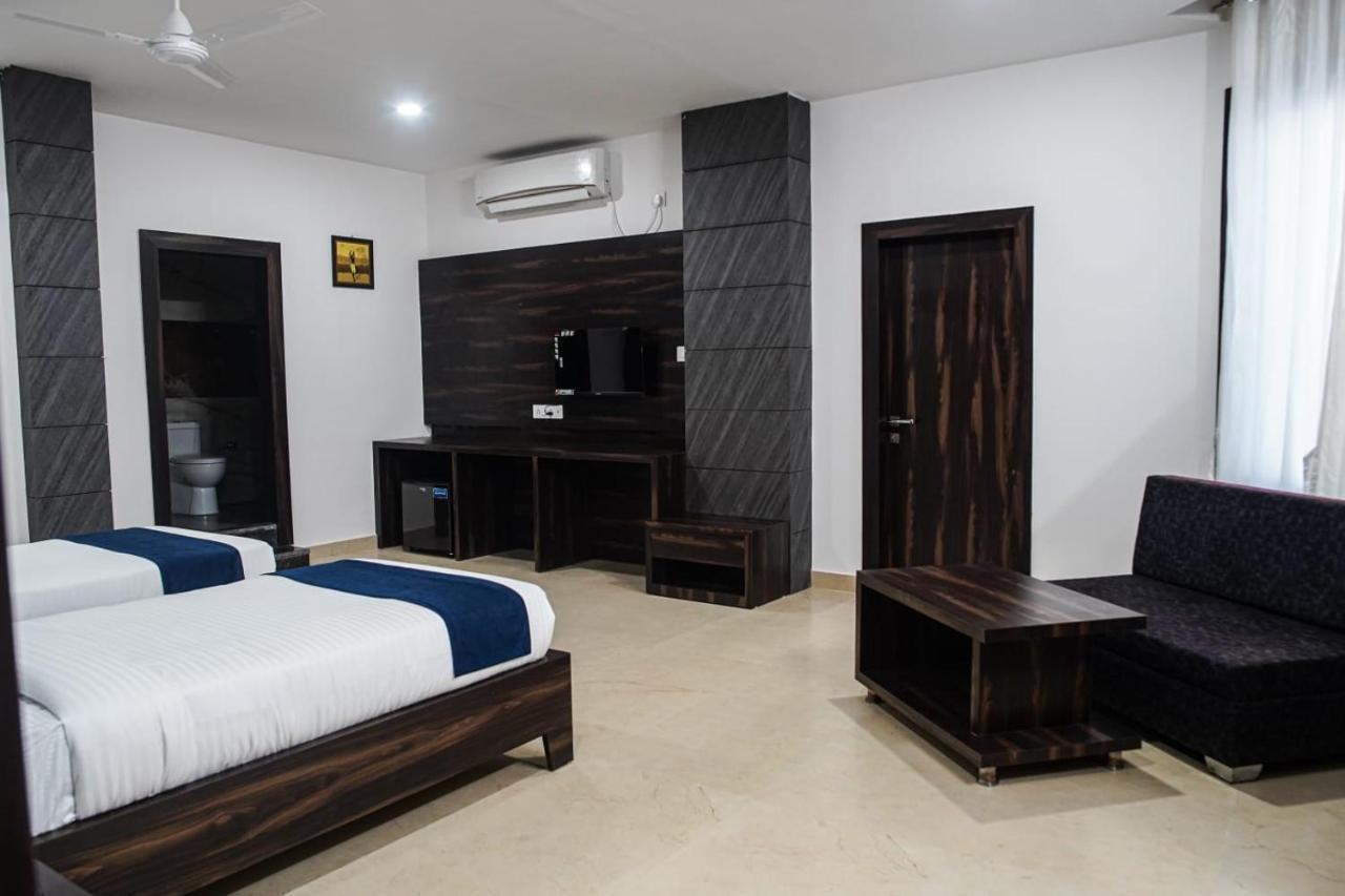 Hotel A G Palace Duliagaon Kültér fotó